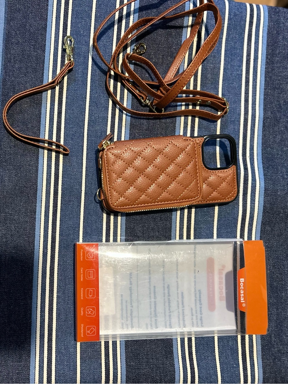 Quilted Brown Leather Crossbody Phone Case with Card Pocket and Detachable Strap